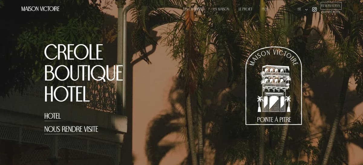 Page d'accueil du site du boutique-hôtel créole Maison Victoire à Pointe-à-Pitre